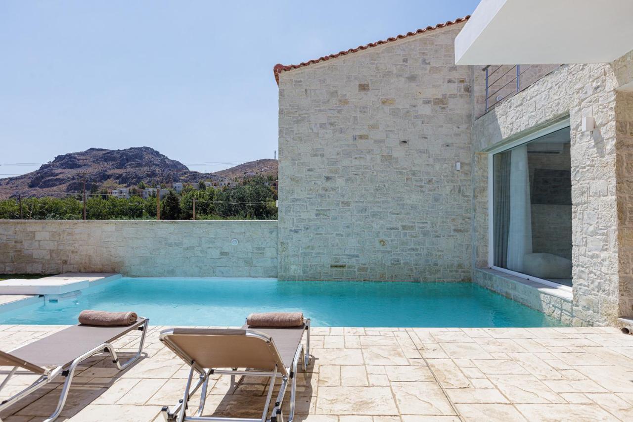 Mythos Villas Damnoni Eksteriør bilde