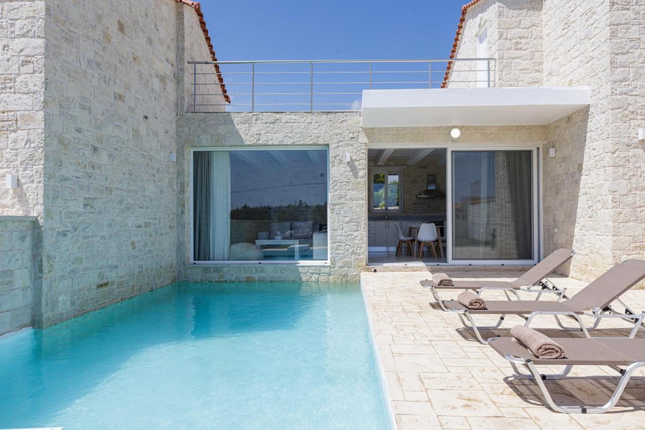 Mythos Villas Damnoni Eksteriør bilde